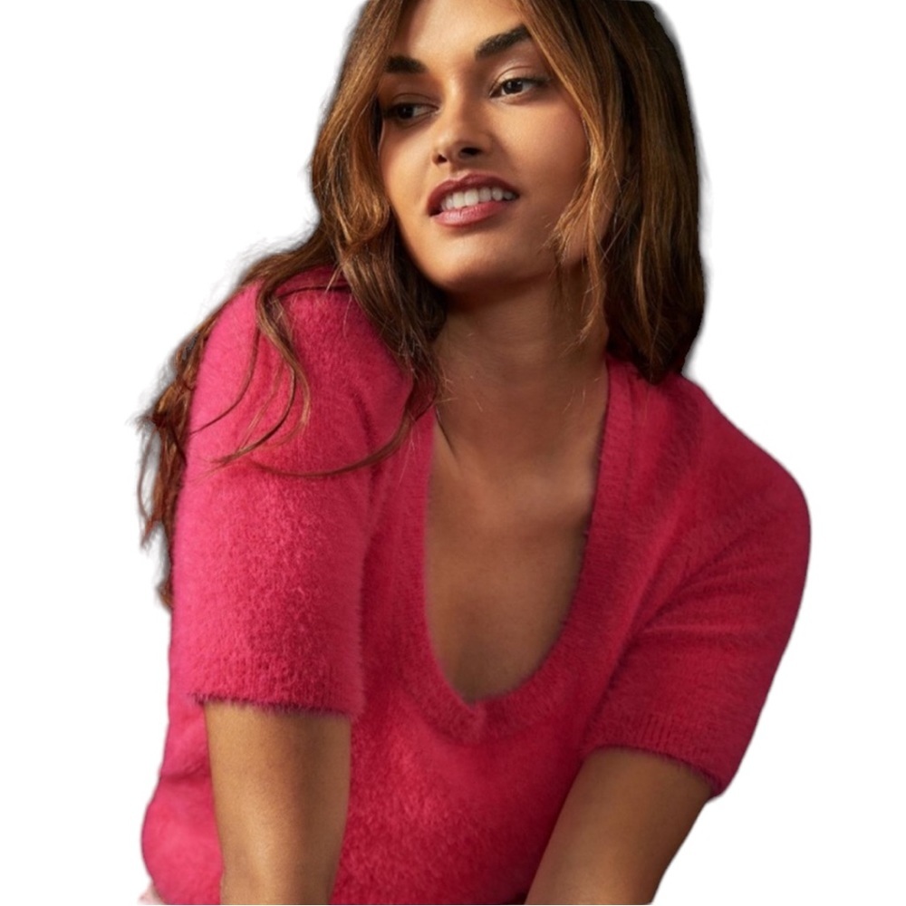 Anthropologie Maeve Rona Eyelash Sweater Tee Fuzzy